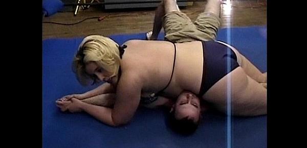  Amazon Gina Body Slammin Bitch Beats Up Alex